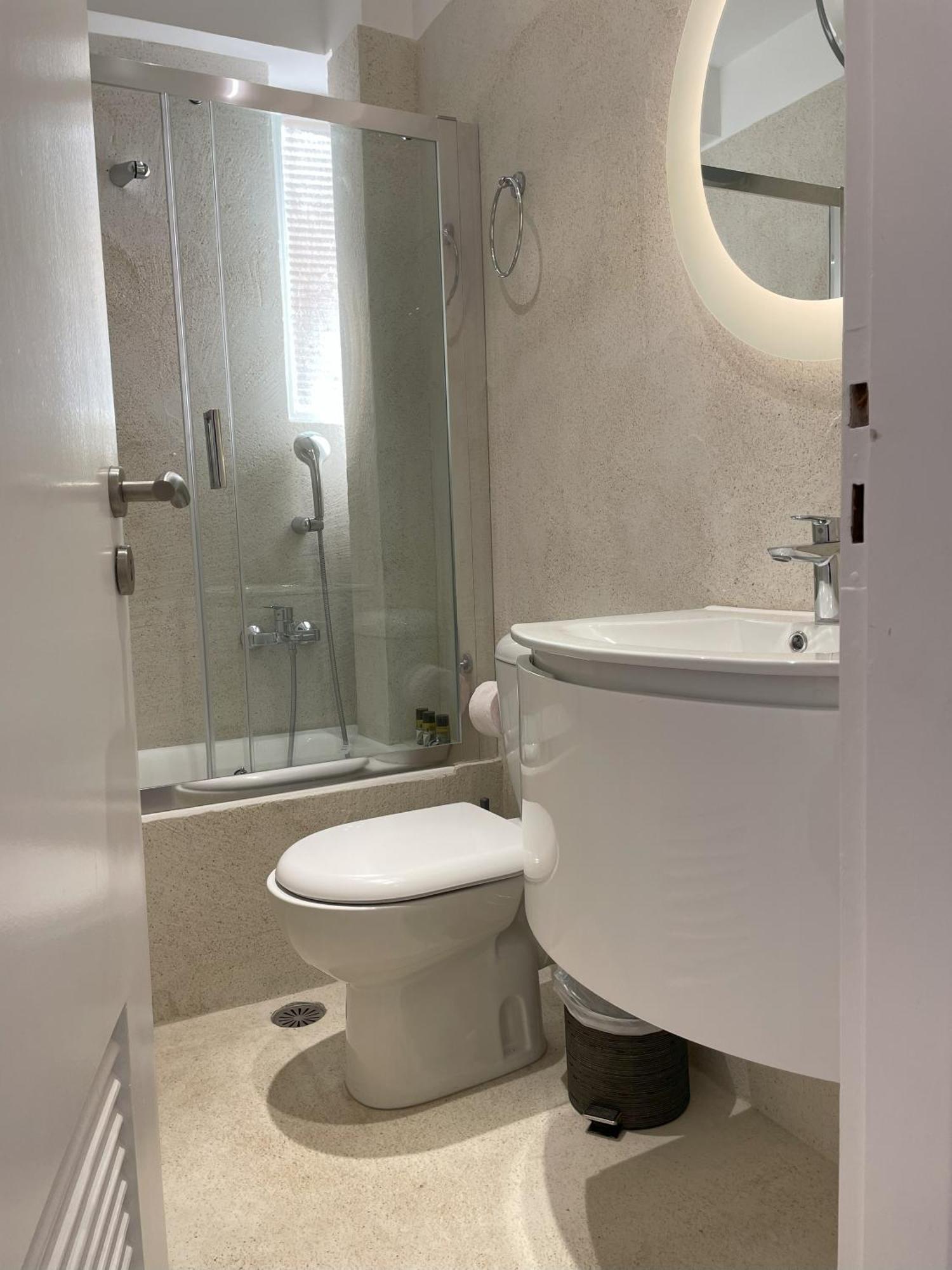 Four Seasons Sea View Apartment Atenas Exterior foto
