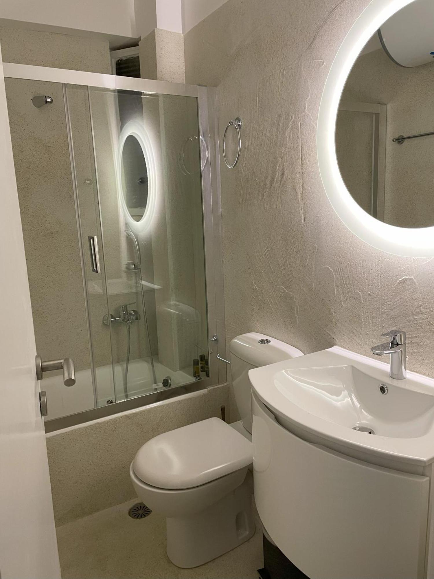 Four Seasons Sea View Apartment Atenas Exterior foto